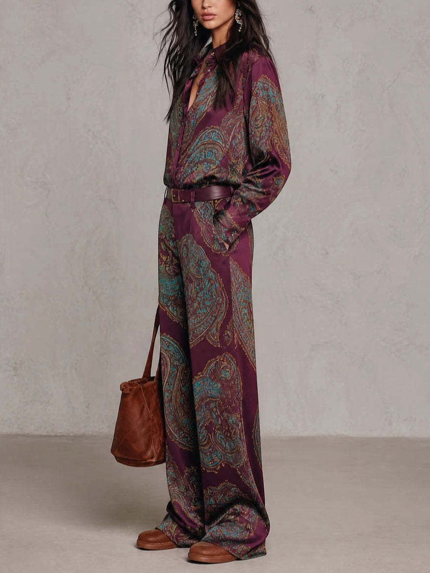 Carlotta – Completo Camicia e Pantaloni con Fantasia Paisley